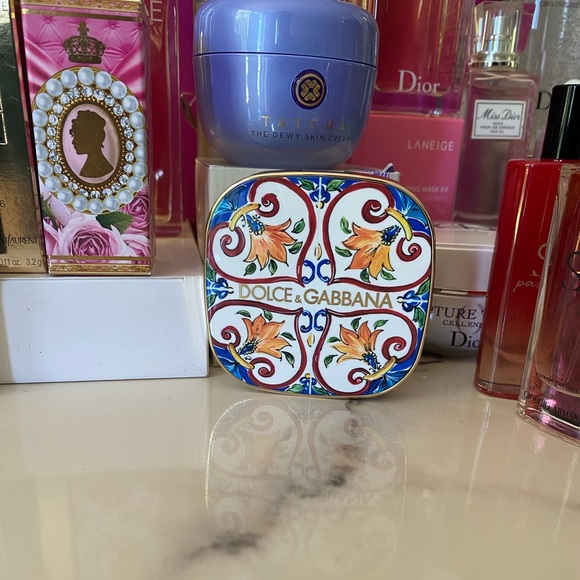 Dolce & Gabbana glow highlighter - Picture 5 of 6